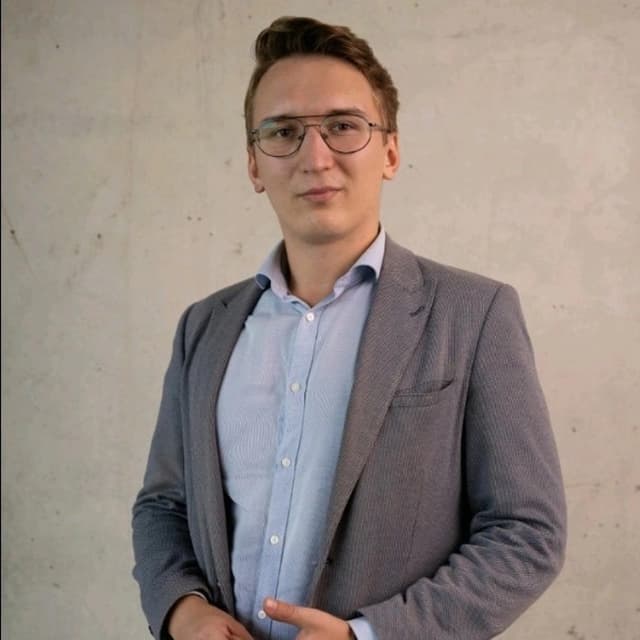 Vasilii Ostinのイメージ